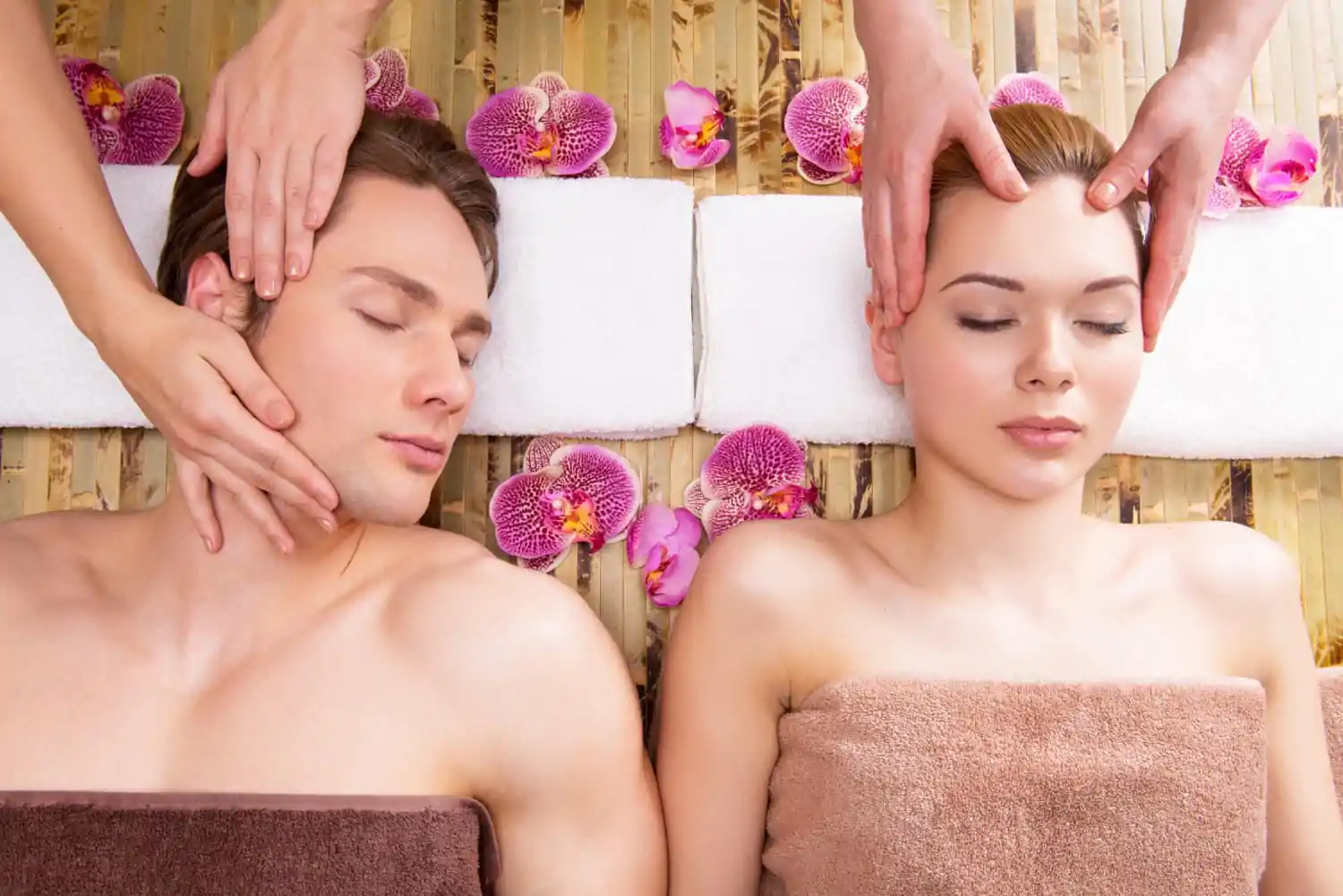 Beautiful Couple Lying Spa Salon Enjoying Head Massage Together 1